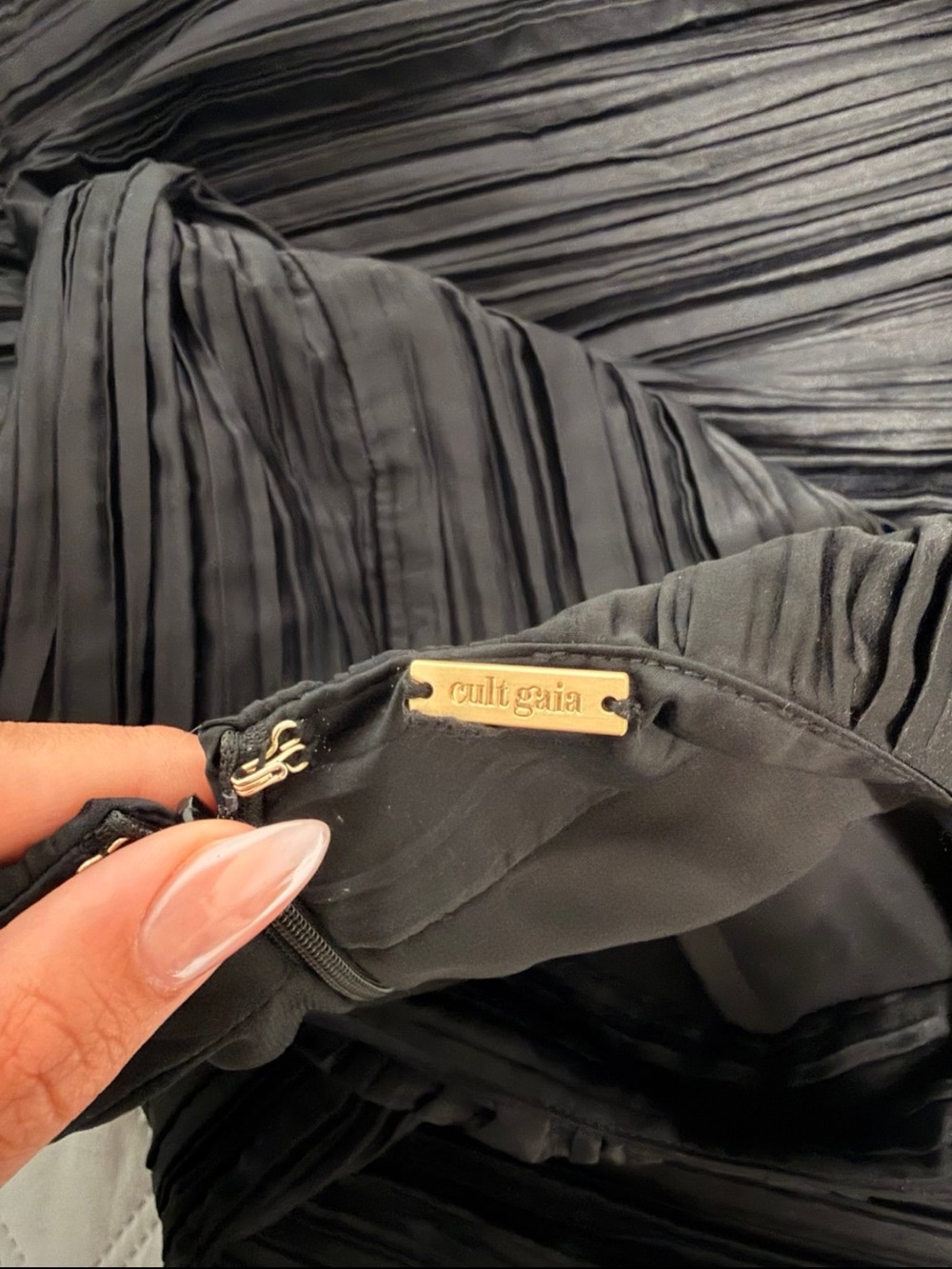 cult gaia Black Pleated Maxi Dress with Gold Logo Accent NW , Size M - Picture 6 of 6